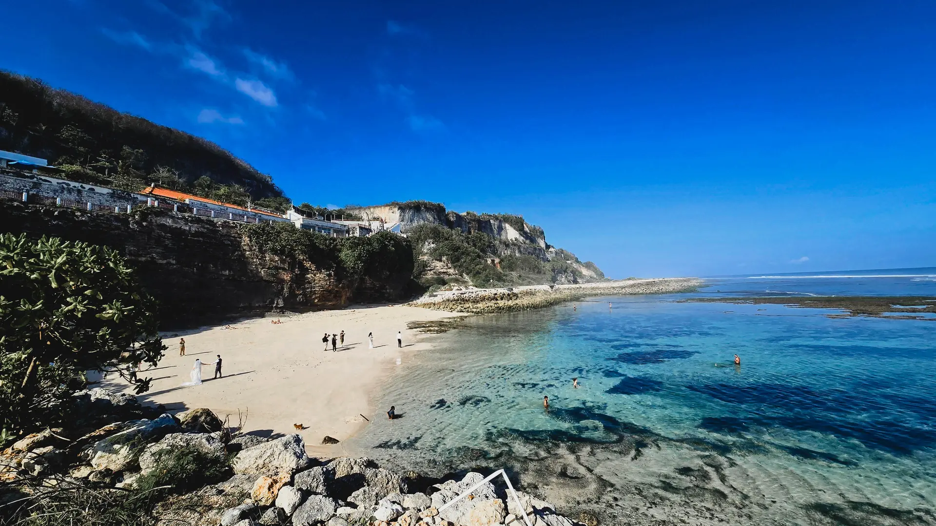 Pantai Melasti (11)
